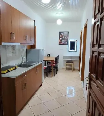 Xhimi * Ksamil