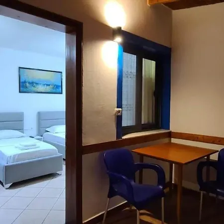 Guest house Xhimi