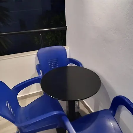 בית הארחה Xhimi *